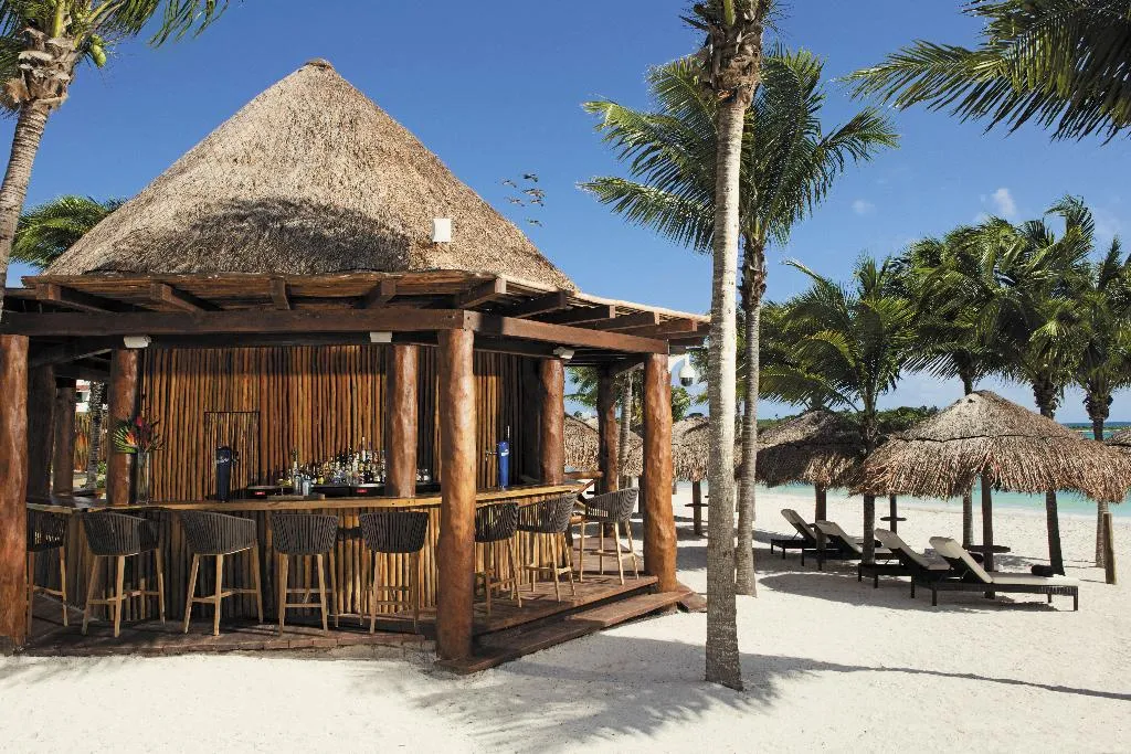 Bar, Secrets Akumal Riviera Maya, Cancun Area