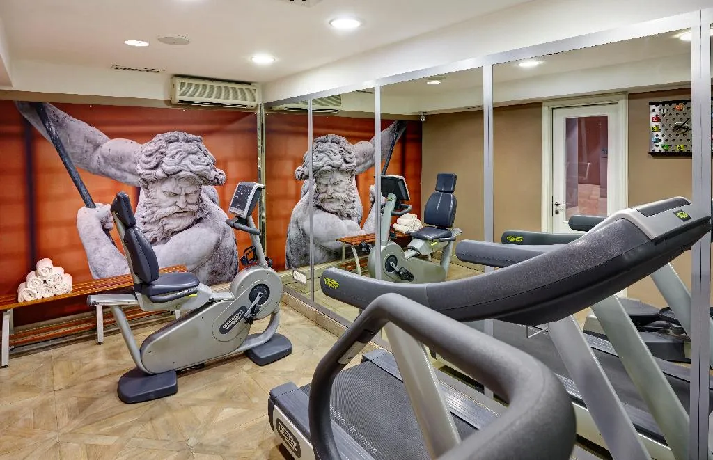 Sports and Entertainment, Indigo Hotel Rome - St. George, Rome
