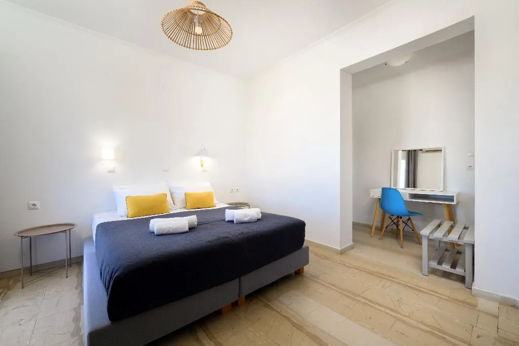 FAMILY ROOM SUPERIOR POOL VIEW Room, Aquarius Beach Hotel, Corfu