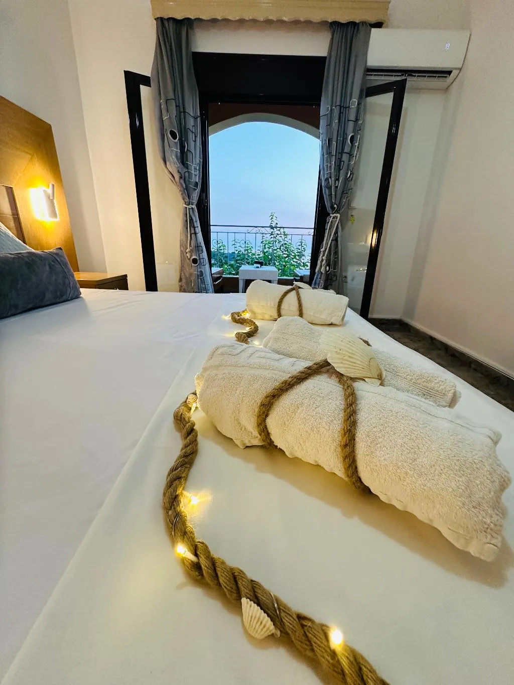 Double or Twin ONE BEDROOM ONE BATHROOM Room, Nikos Apartments Corfu, Corfu