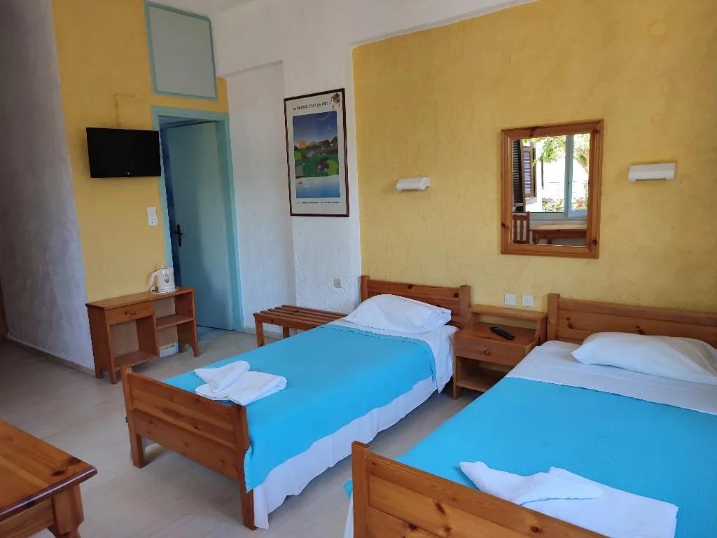 DOUBLE STANDARD Room, Fotula Studios, Crete