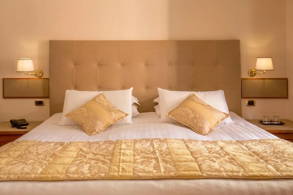 JUNIOR SUITE TWO BEDS Room, Hotel La Residenza, Rome