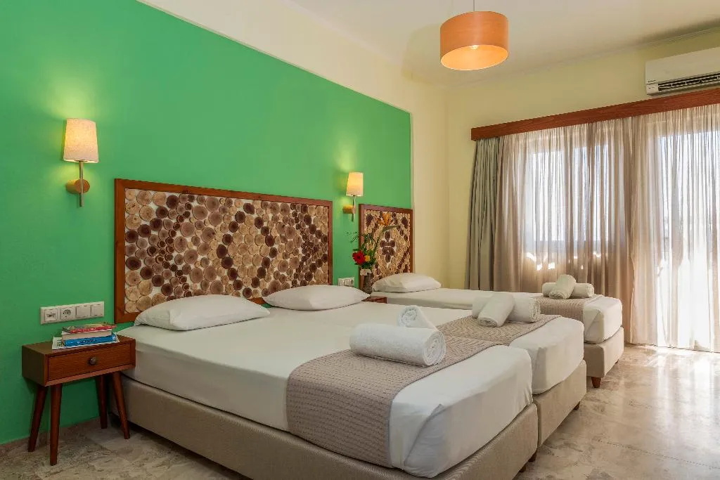 TRIPLE SUPERIOR Room, Aris, Crete