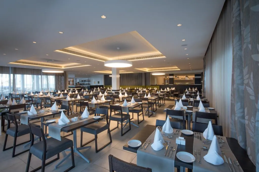 Restaurant, Evalena Beach Hotel, Cyprus