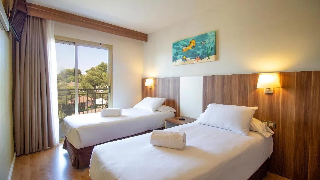 SUITE STANDARD Room, Golden Avenida Family Suites, Costa Dorada