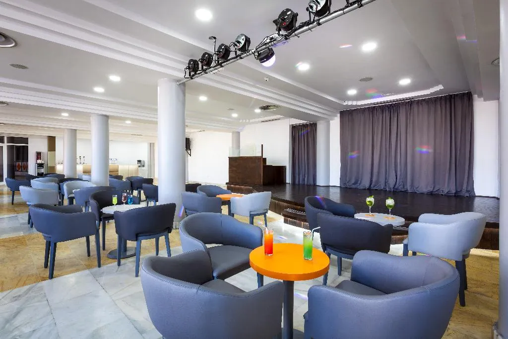Sports and Entertainment, Chatur Playa Real Resort, Tenerife
