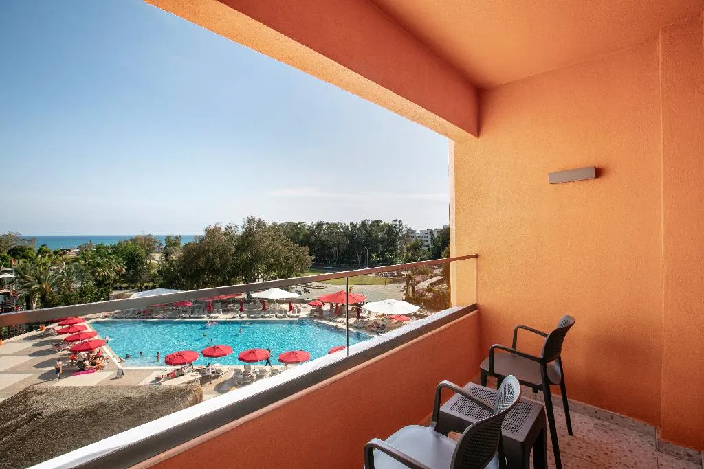 TRIPLE SEA VIEW Room, Megasaray Resort Side, Antalya