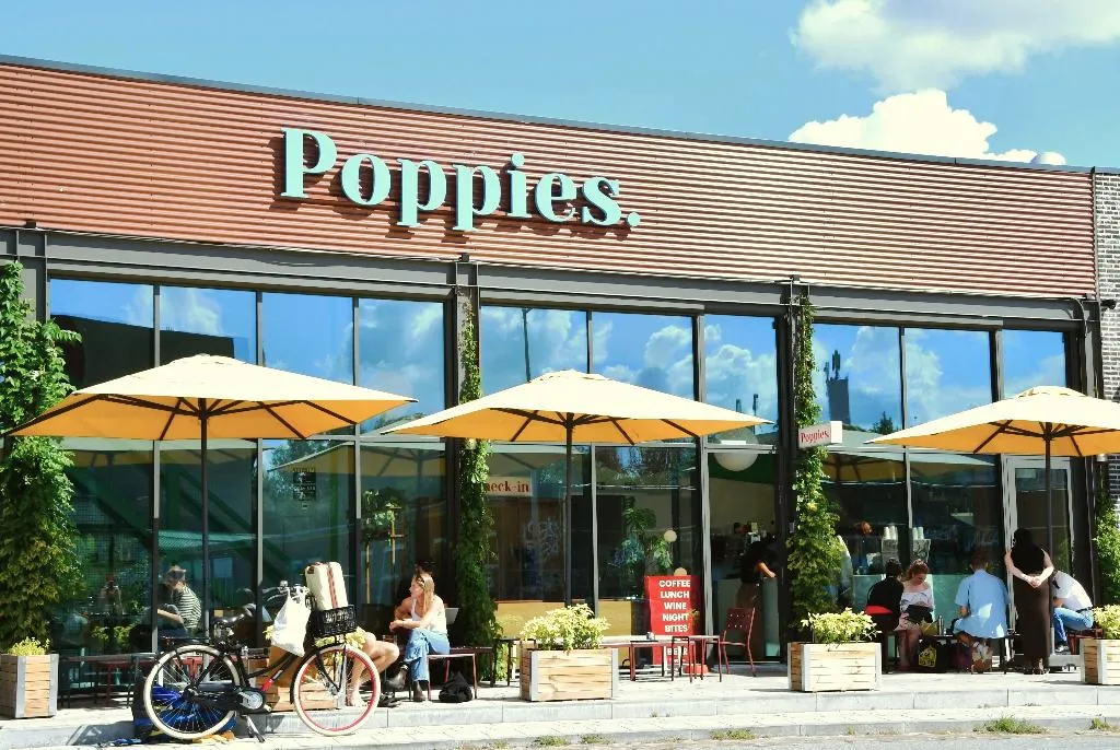 General view, Poppies, Amsterdam