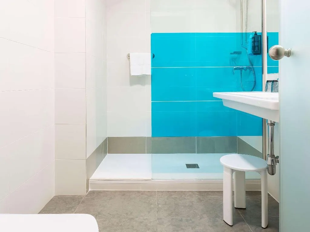 Double or Twin STANDARD Room, Ibis Styles Madrid Prado, Madrid