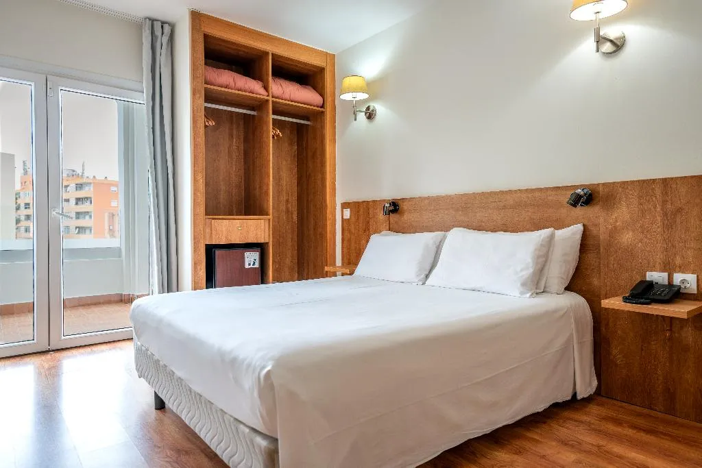 Double or Twin COMFORT Room, Nura Santa Ponsa Pins, Majorca