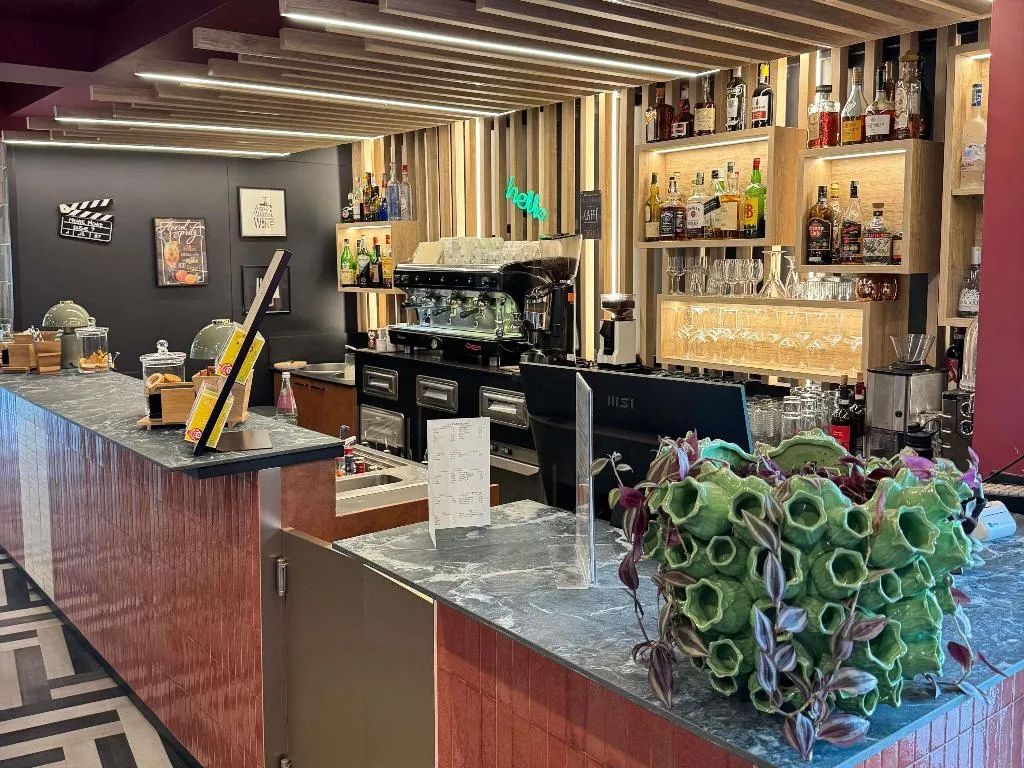 Bar, Mercure Roma Cinecittà (New Opening), Rome