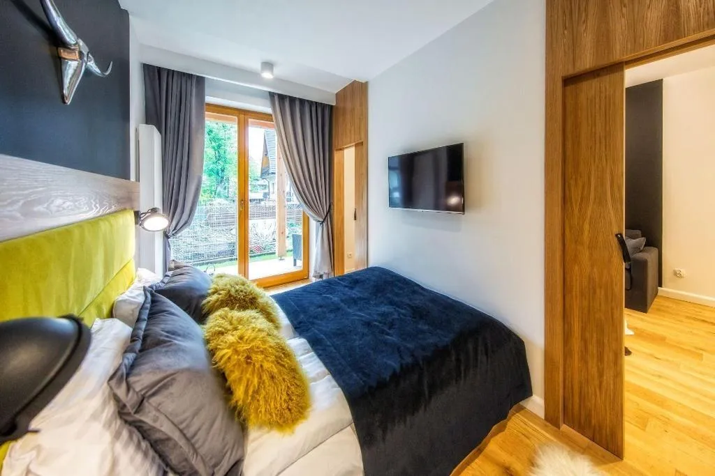 Room, ApartHotel Giewont, Krakow