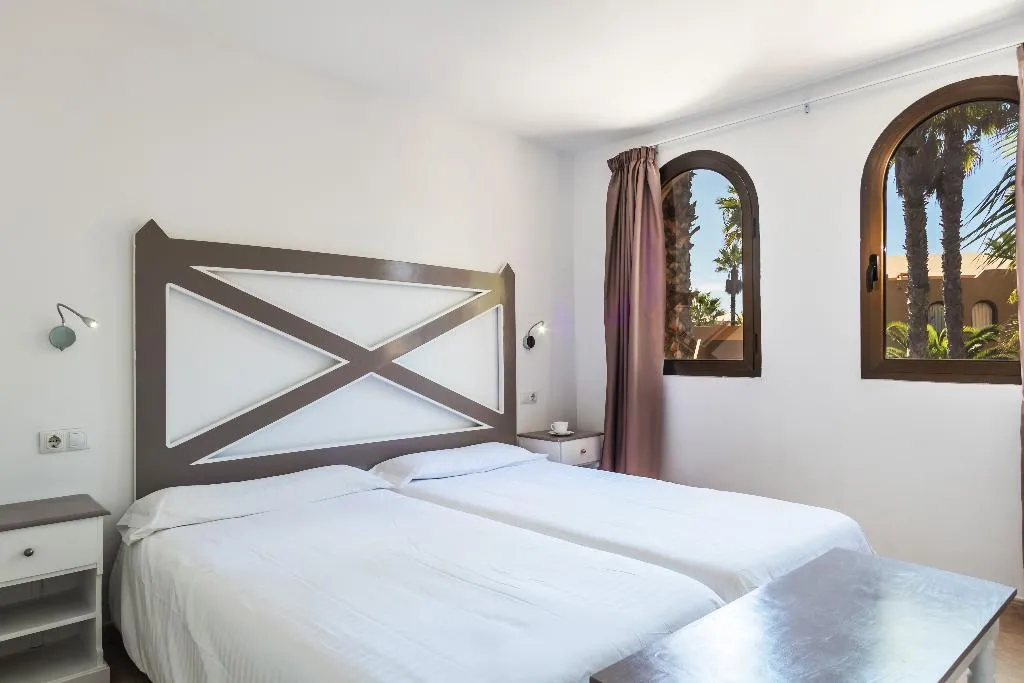 APARTMENT CAPACITY 2 ONE BEDROOM Room, Oasis Papagayo Resort, Fuerteventura