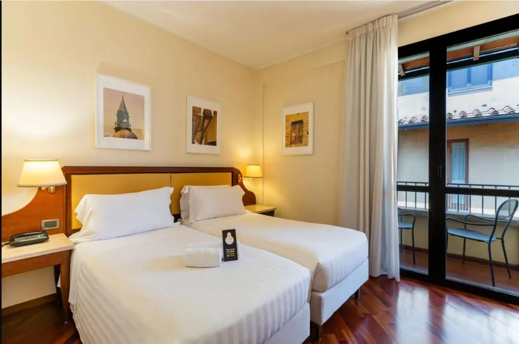 TWIN CITY VIEW Room, B&B Hotel Firenze Pitti Palace al Ponte Vecchio, Florence
