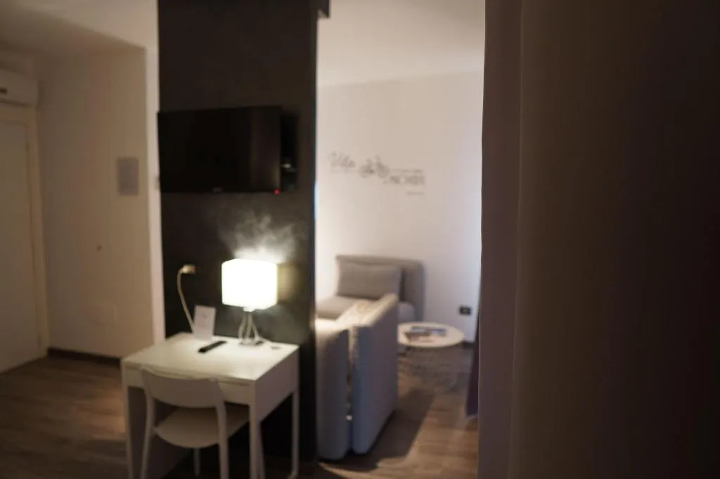 Room, NicaDomus B&B, Catania