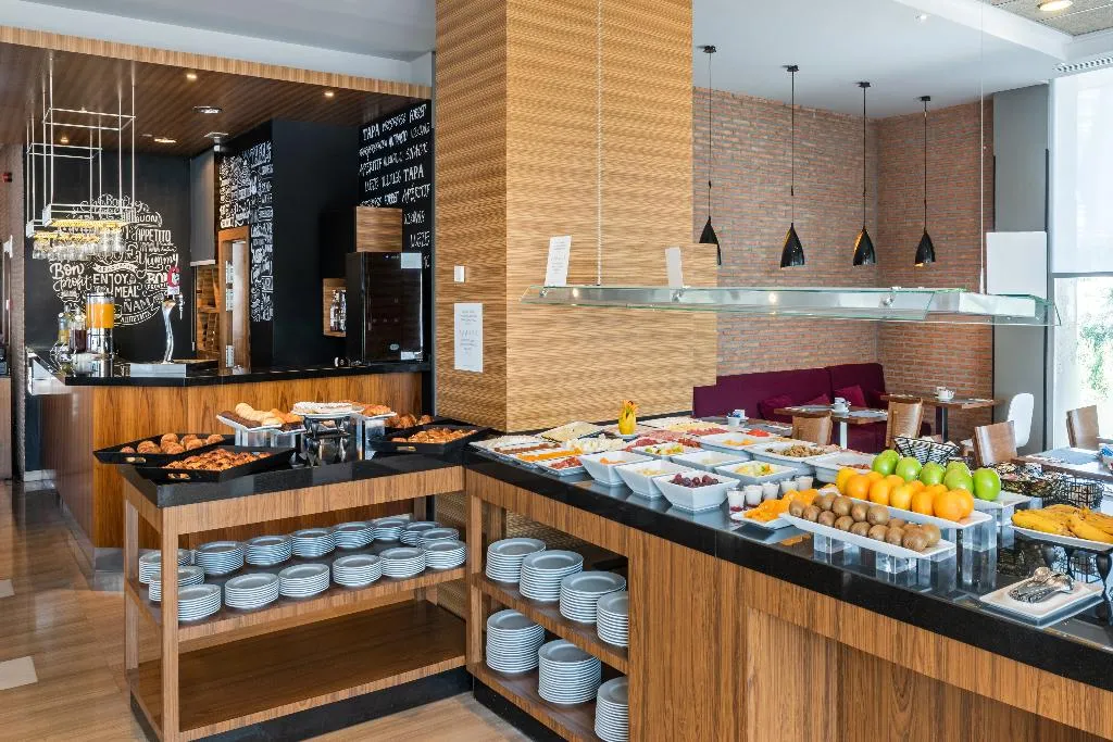 Restaurant, Hotel Madrid Chamartín Affiliated by Meliá, Madrid