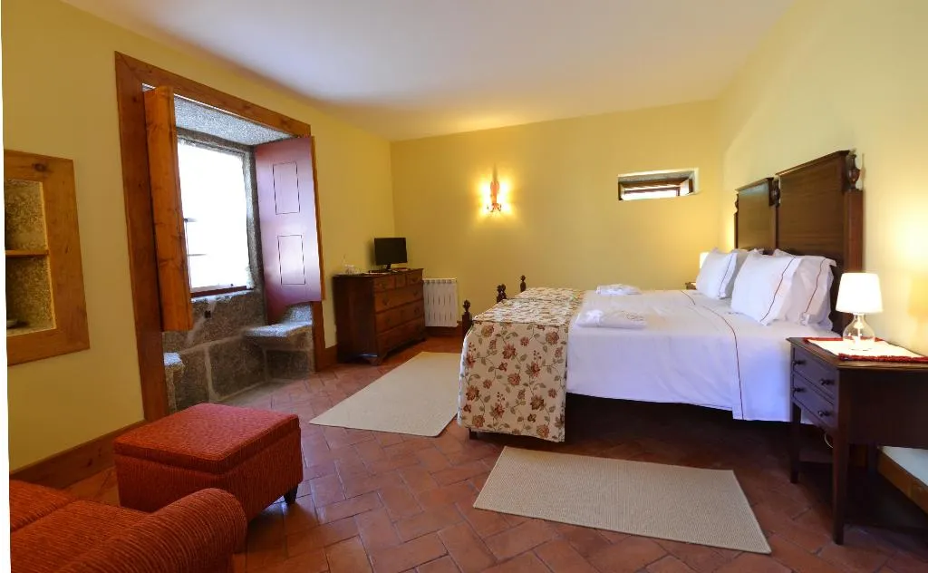 Double or Twin STANDARD Room, Casa da Portela de Sampriz, Porto