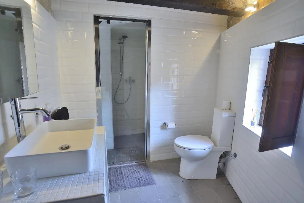 Room, The Burrow Guest House, Malta