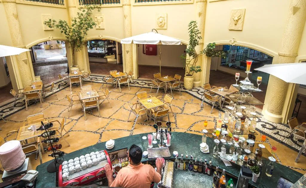 Bar, Caribbean World, Red Sea Riviera