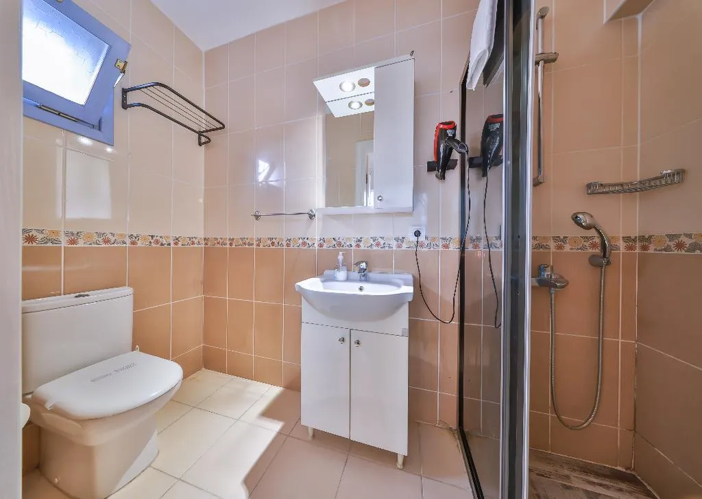 Room, Livan Hotel Deluxe, Izmir