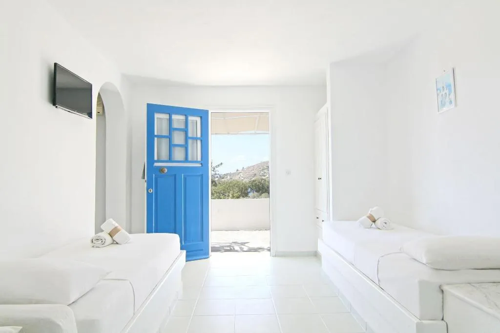 Room, Kritikakis Village Apartments, Santorini