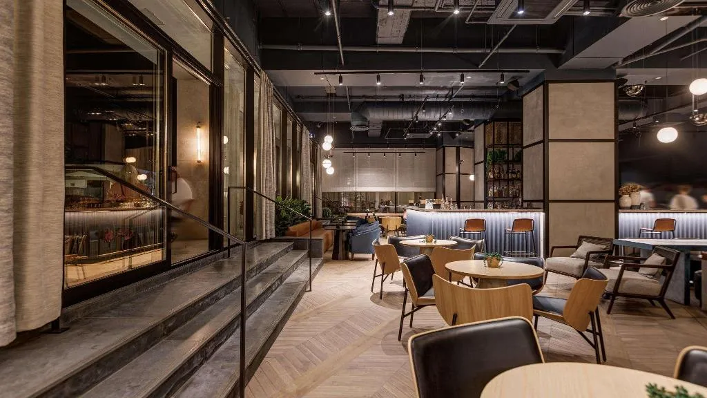 Lobby, Ax Odycy, Malta