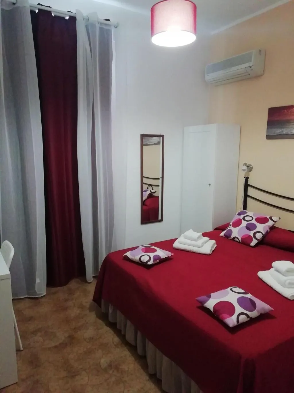 Room, B&B Stella Marina, Catania