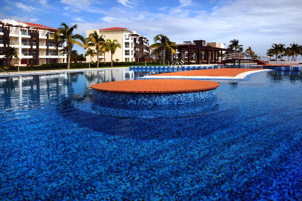 Pool, Mareazul Beach Front Resort Playa del Carmen, Playa Del Carmen