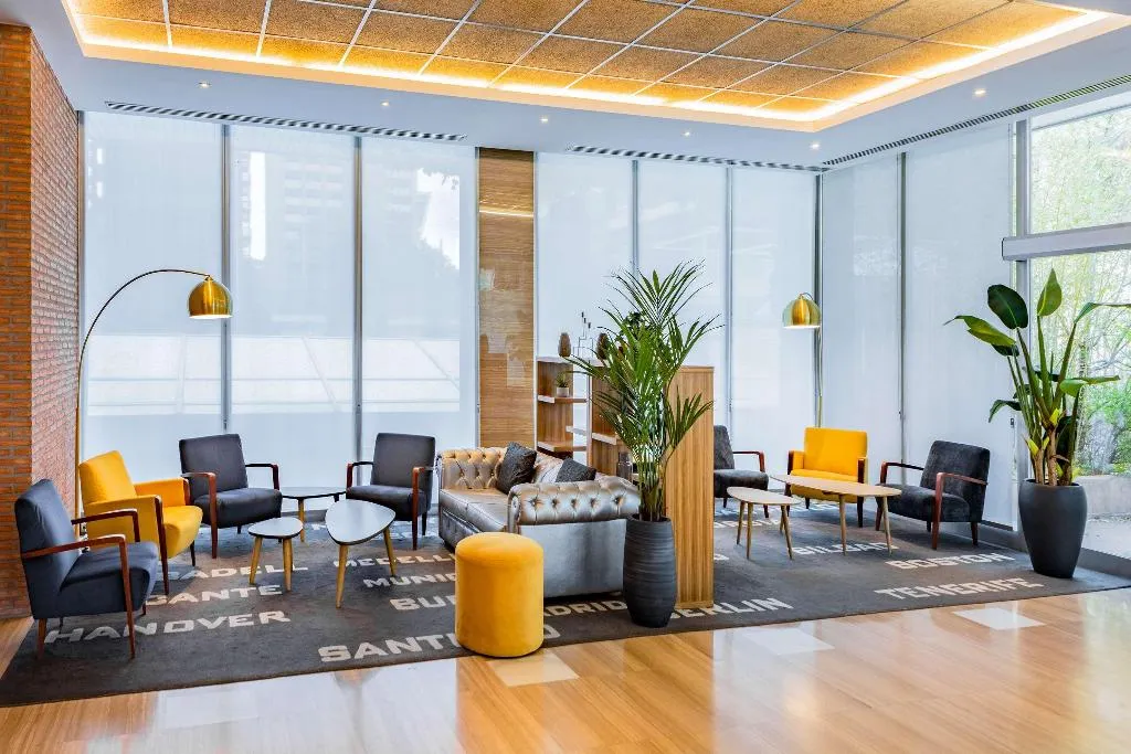 Lobby, Hotel Madrid Chamartín Affiliated by Meliá, Madrid