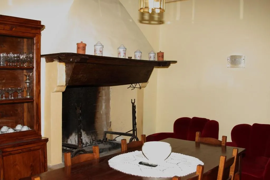 Room, Villa Del Cardinale, Perugia
