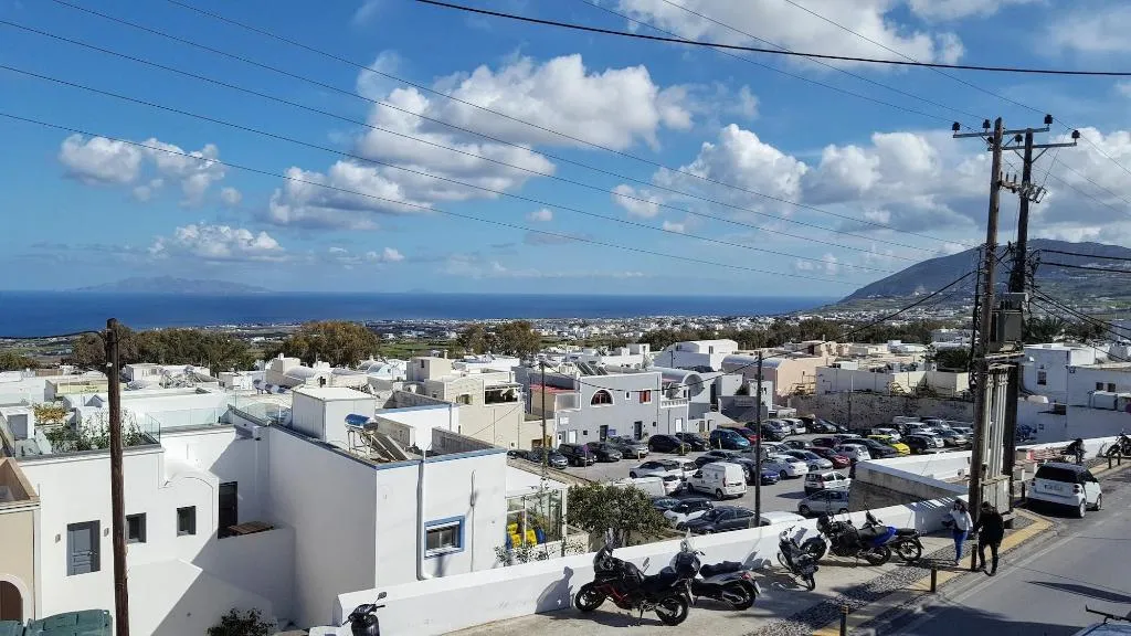 Sports and Entertainment, Pleasure Beachside Studios, Santorini