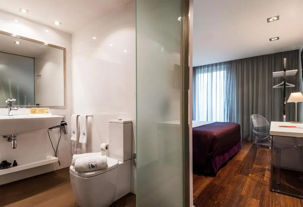 Double or Twin STANDARD Room, Ikonik Ramblas, Barcelona