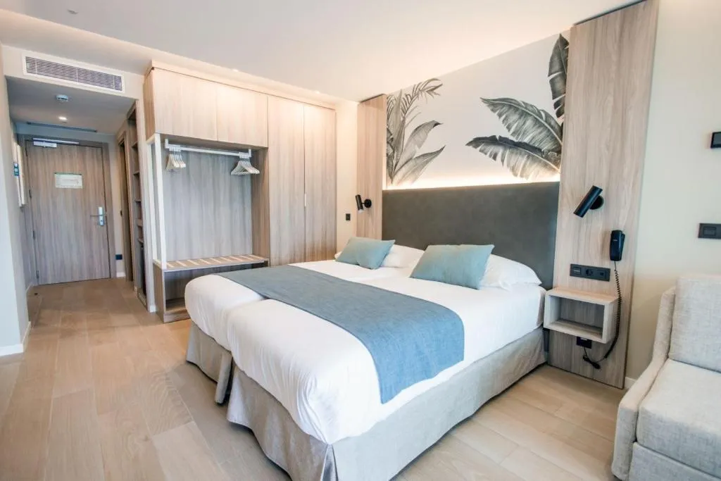 DOUBLE SINGLE USE CLASSIC Room, Servatur Puerto Azul, Gran Canaria