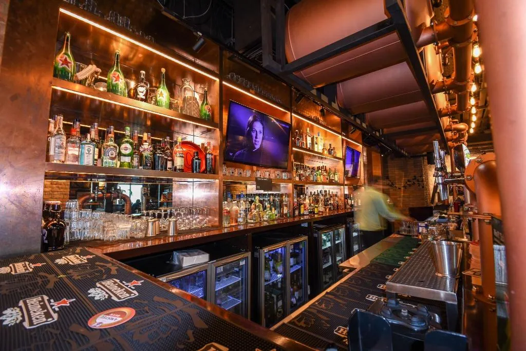 Bar, Premier Inn International Airport, Dubai
