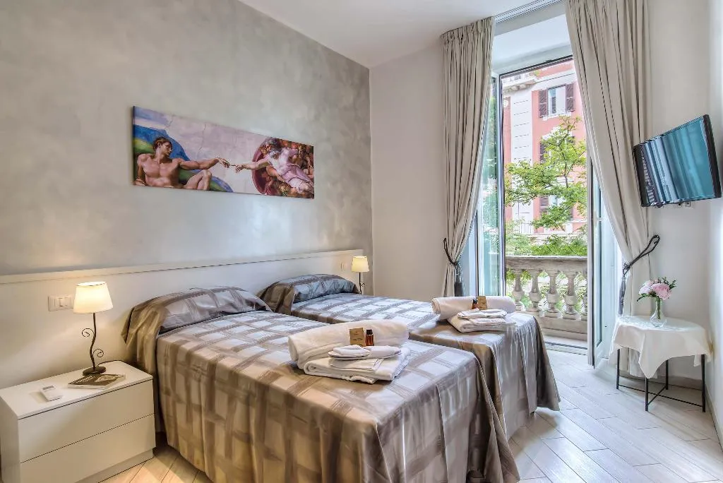 DOUBLE STANDARD Room, Rome Central Rooms, Naples