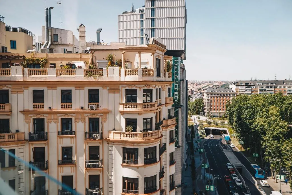 DOUBLE DELUXE CITY VIEW Room, Dear Hotel Madrid, Madrid