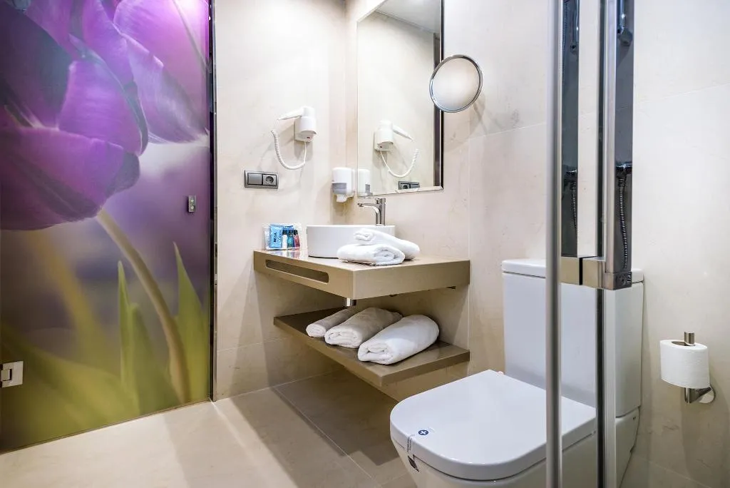 TRIPLE STANDARD Room, Sumus Monteplaya, Costa Brava