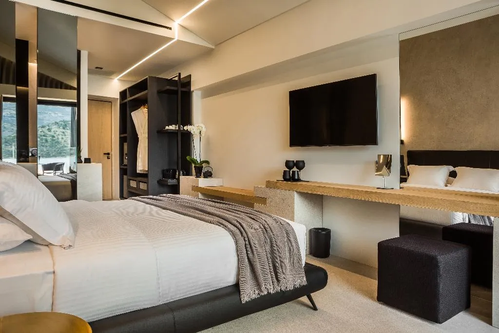 SUITE DELUXE SEA VIEW Room, Canale Hotel & Suites, Kefallinia