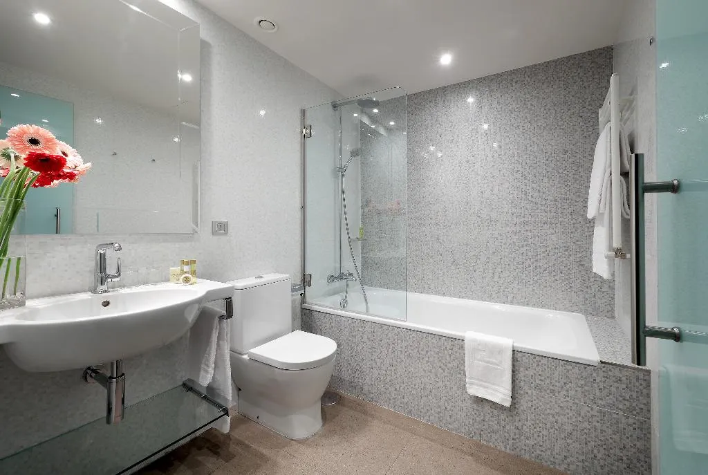 DOUBLE SUPERIOR Room, Eurostars Plaza Mayor, Madrid