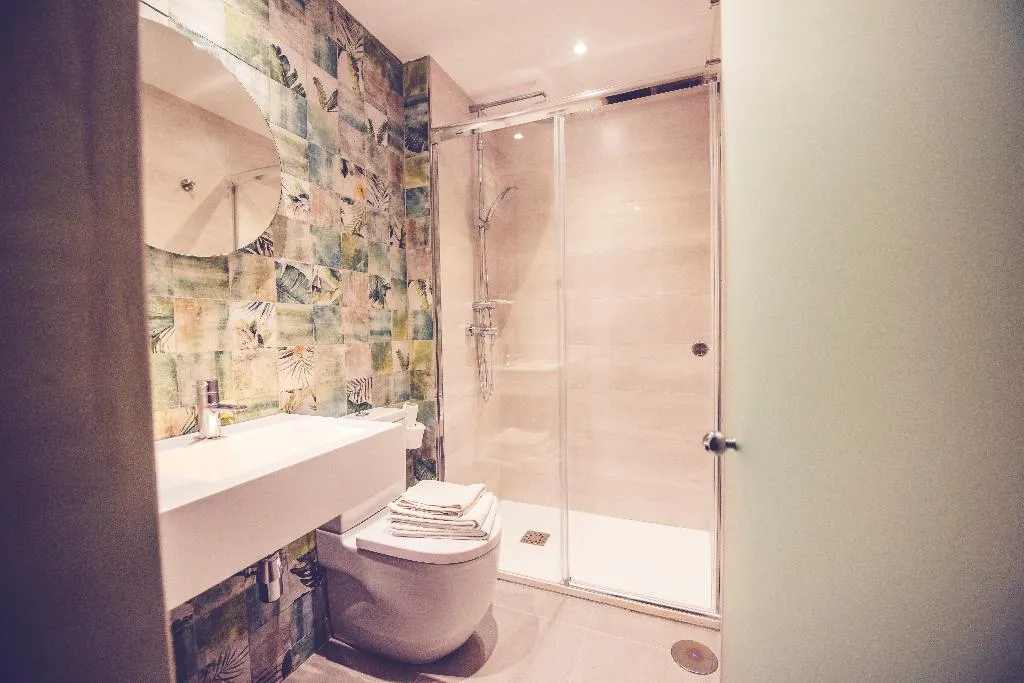 SINGLE STANDARD Room, Marlasca, Madrid