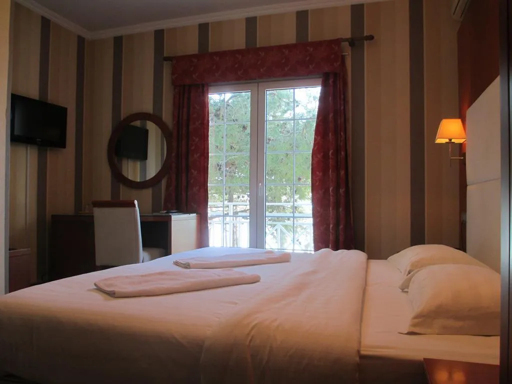 Room, Bel Conti, Durres