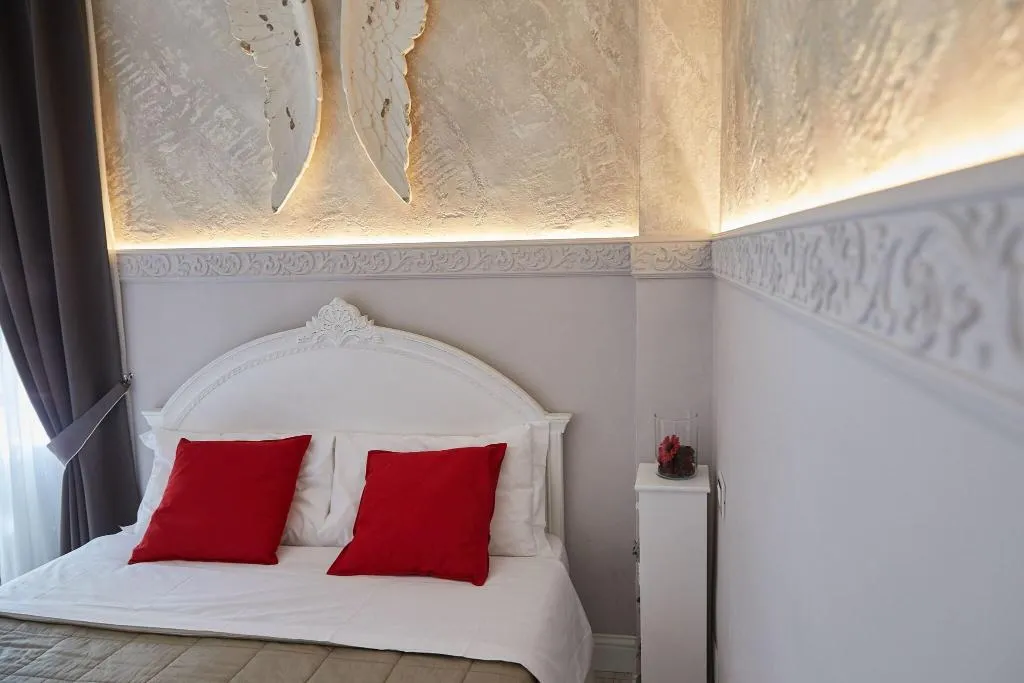 Room, B&B Leone X, Florence