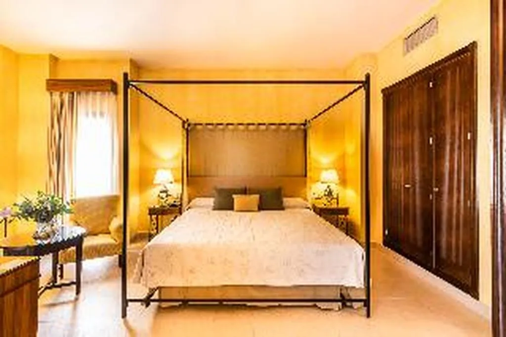 JUNIOR SUITE STANDARD Room, Intelier Airén, Madrid