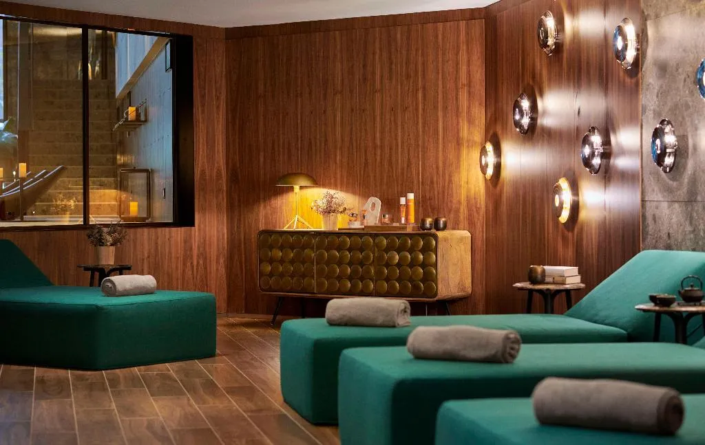 Sports and Entertainment, Grand Hyatt Barcelona, Barcelona