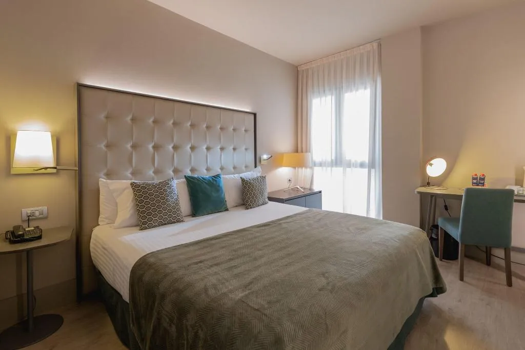 FAMILY ROOM CONNECTING ROOM Room, Gran Hotel Havana 4*Sup by Escampa Hotels, Barcelona