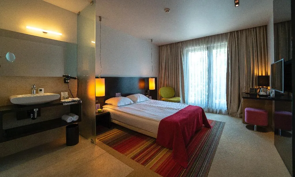 DOUBLE DELUXE Room, Modus, Varna