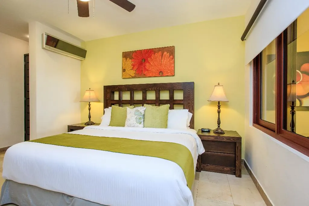 APARTMENT THREE BEDROOMS Room, El Faro Residences, Playa Del Carmen