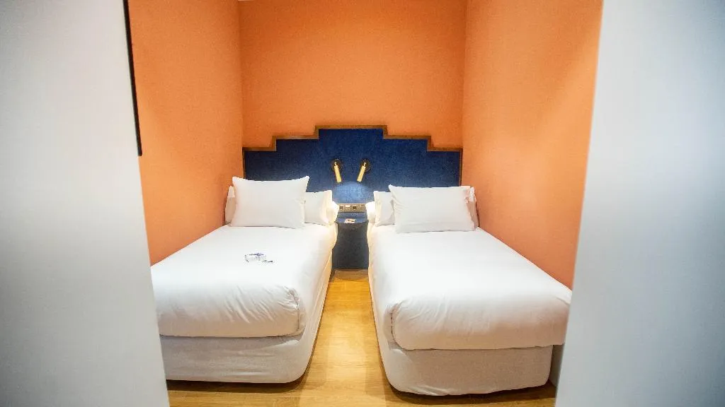 DOUBLE STANDARD Room, Soho Boutique Congreso, Madrid