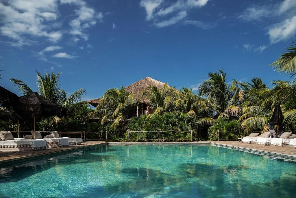 Sports and Entertainment, The Radhoo Adults Only, Cancun Area