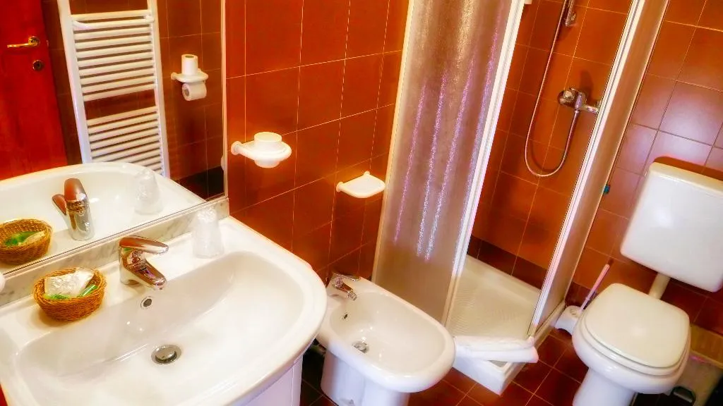 SINGLE STANDARD Room, Hotel Vajont, Venice